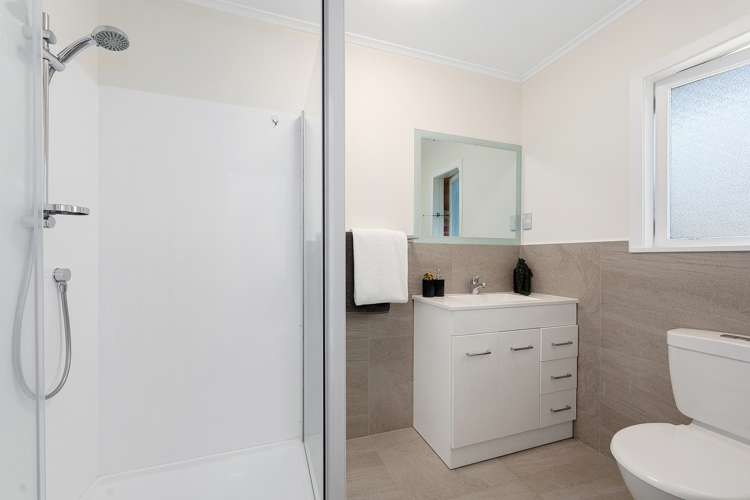 2/306 Beach Road Campbells Bay_10