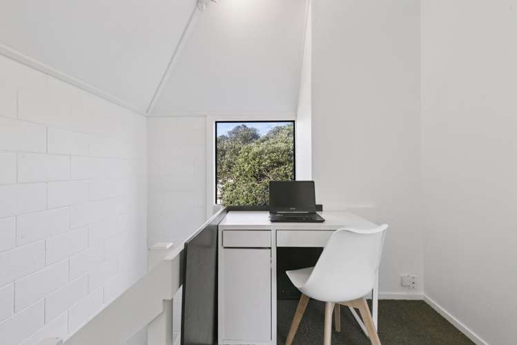 118 Akaroa Drive Maupuia_7