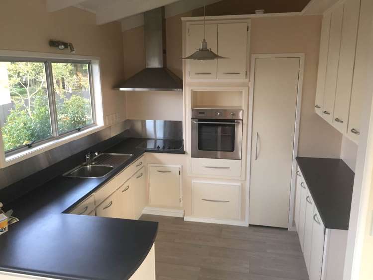 220 Whangaparaoa Road Red Beach_8