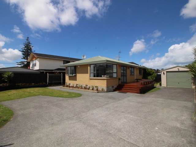 5a Beaubank Road Kelston_1