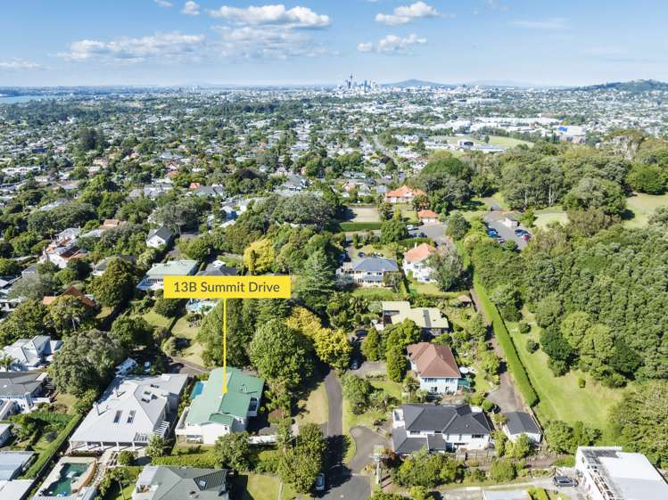 13b Summit Drive Mount Albert_22