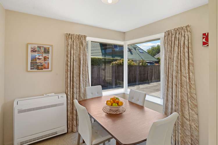 2/35 Avonhead Road Avonhead_3