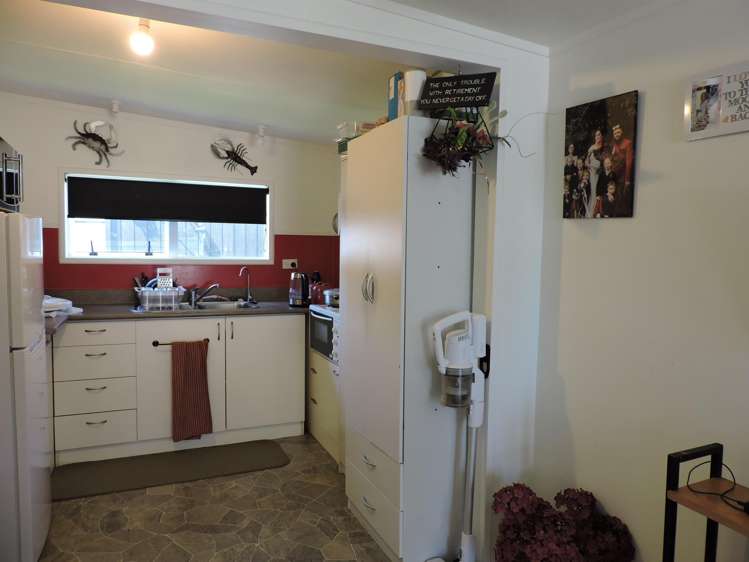 B4/473 Thames Coast Road Te Puru_4