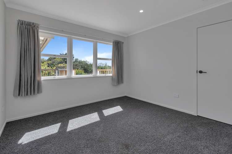 8 Clarkson Crescent Maunu_16