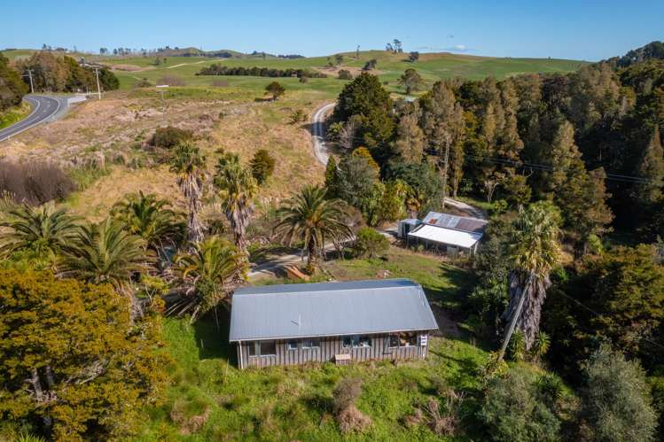 110 Whakapirau Road Maungaturoto_39