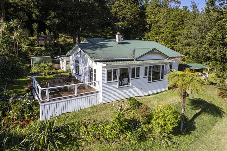 43 Riverside Drive Riverside_25