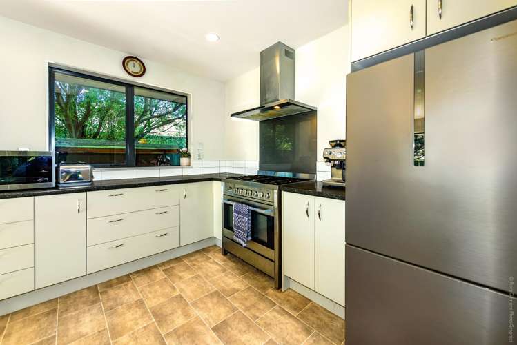 9 School Lane Kirwee_8