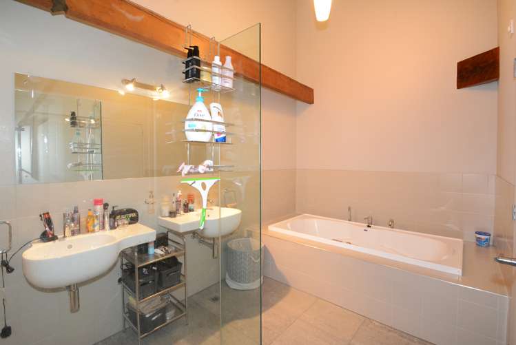 9/2 Manor Place Dunedin Central_8