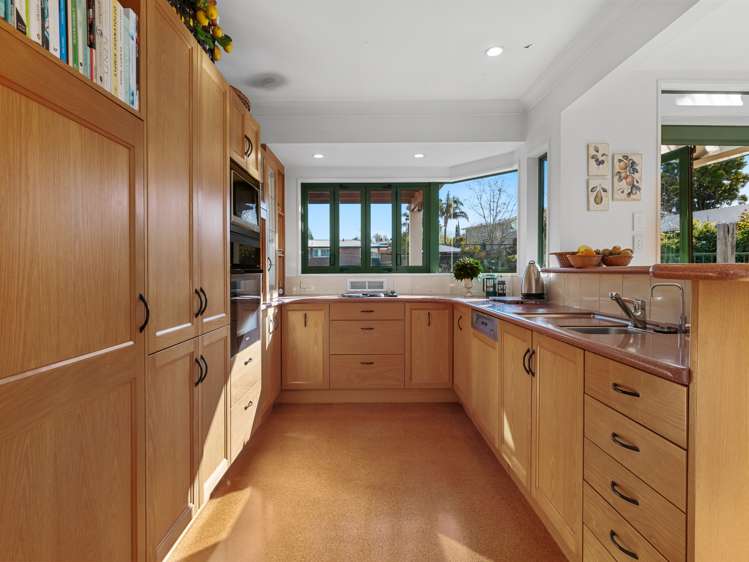 29 Pah Street Matua_10