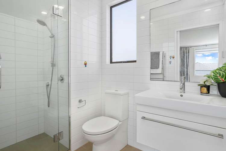 2/57 Kitchener Road Milford_16