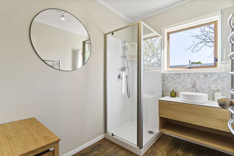 7 Sealand Place Mangere Bridge_14