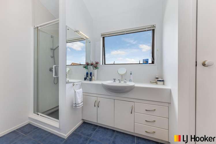 56 Carnoustie Drive Wattle Downs_16