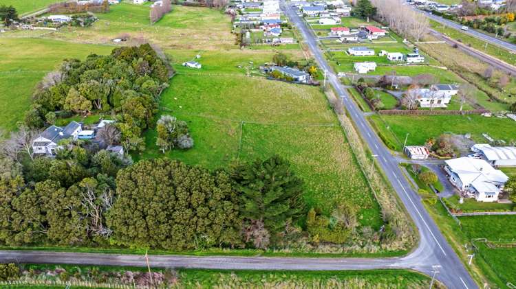 197-198A Willoughby Street Halcombe_7
