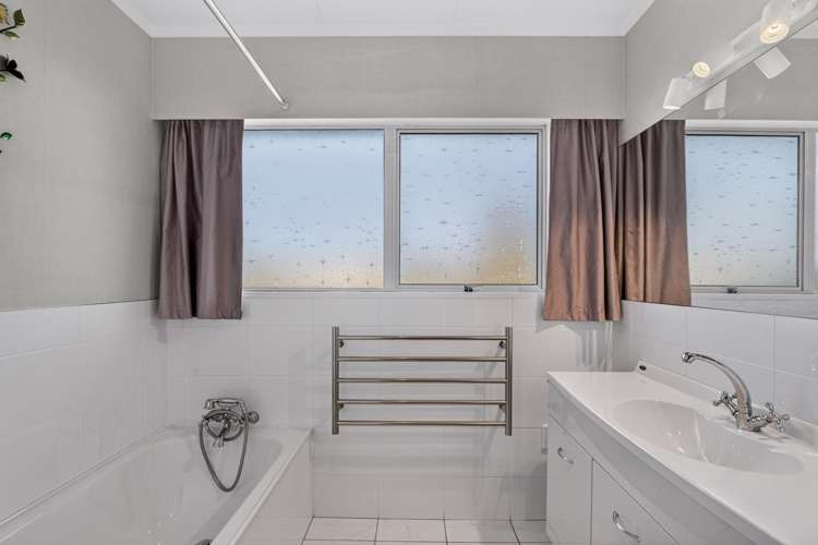 13 Blenheim Street Taradale_13