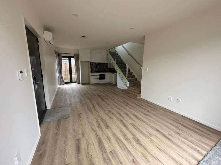 2/8 Sunnybrae Road Hillcrest_5
