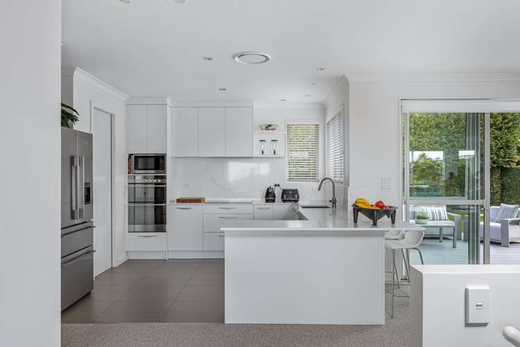 56 Grovenor Drive Orewa_3