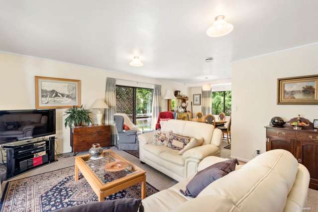 2/7 Branston Avenue Browns Bay_4