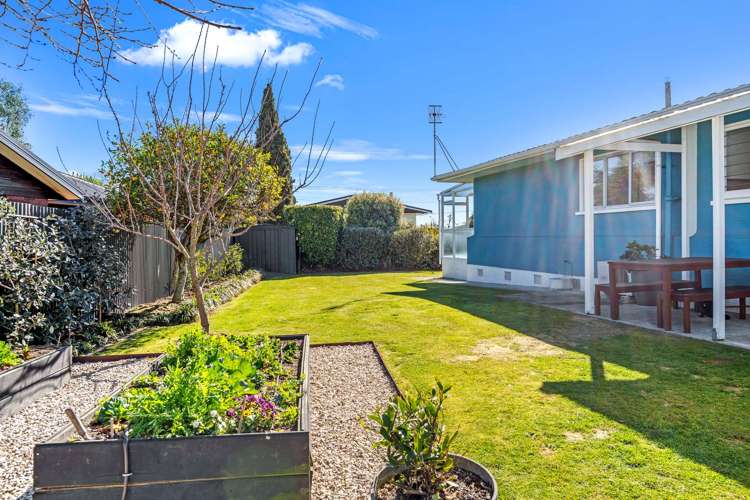 8 Lemari Avenue Stoke_24