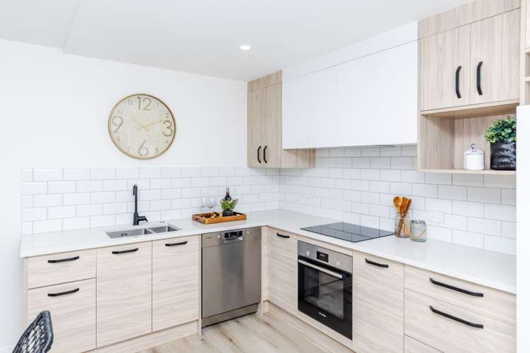 2/14 Hammond Street Hamilton Central_9