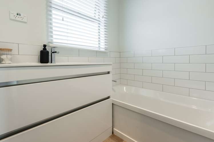 47 Norwich Crescent Tamatea_13