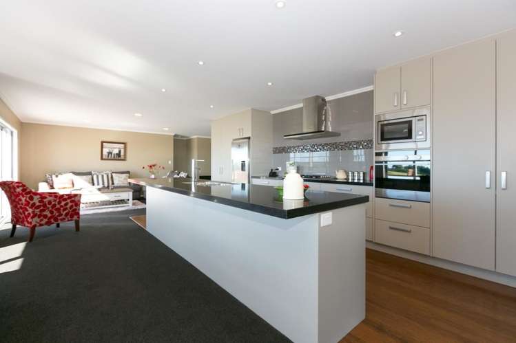 1 Wilson Road Urenui_12