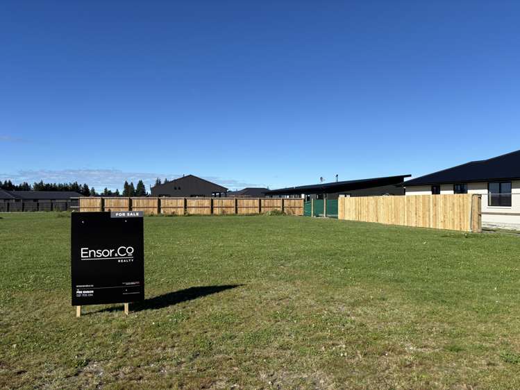 35 Arrowsmith Drive_0
