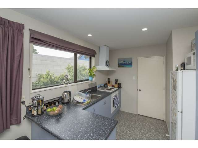 24 Sylvia Street Parklands_4