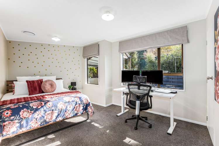 55 Larchmont Grove Totara Park_19