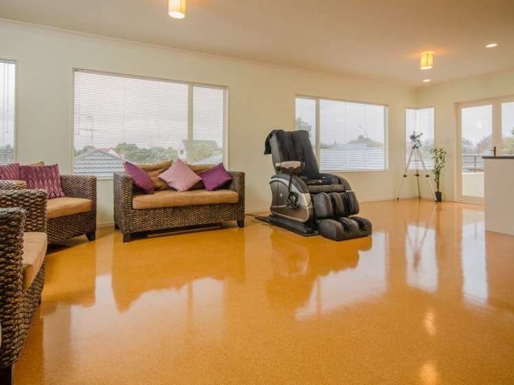 33 Muirfield Street Wattle Downs_10