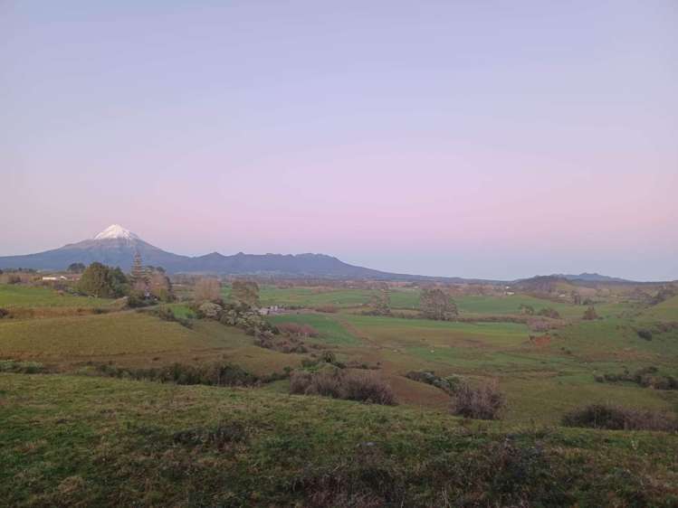 676 Upland Road Egmont Village_17