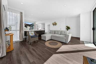 18 Piripono Crescent_2