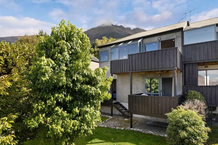 18a Cameron Place Fernhill/Sunshine Bay_14