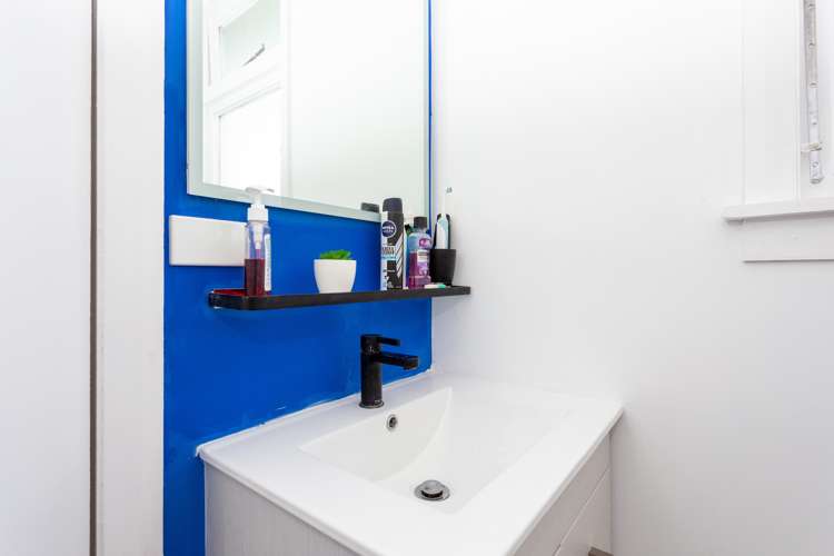 64 Great North Road Saint Johns Hill_12