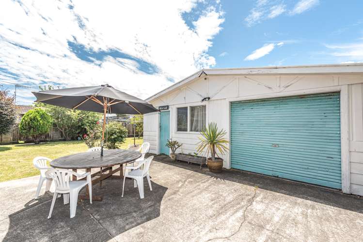 40 Exeter Crescent Springvale_18
