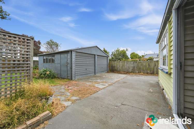 21 Defoe Place Waltham_12