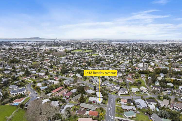 1/42 Bentley Avenue Glenfield_17