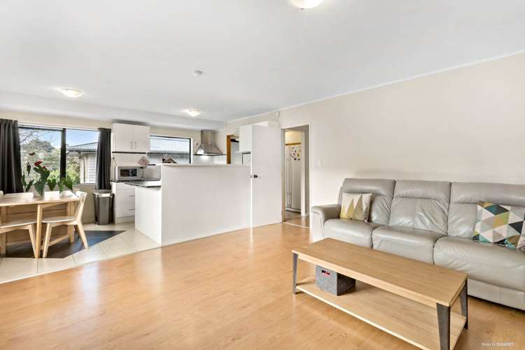 2/65 Eskdale Road Birkdale_3