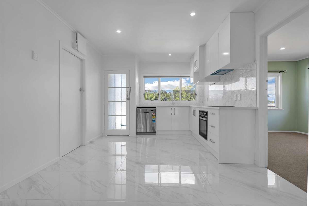 3/19 Russell Road_2