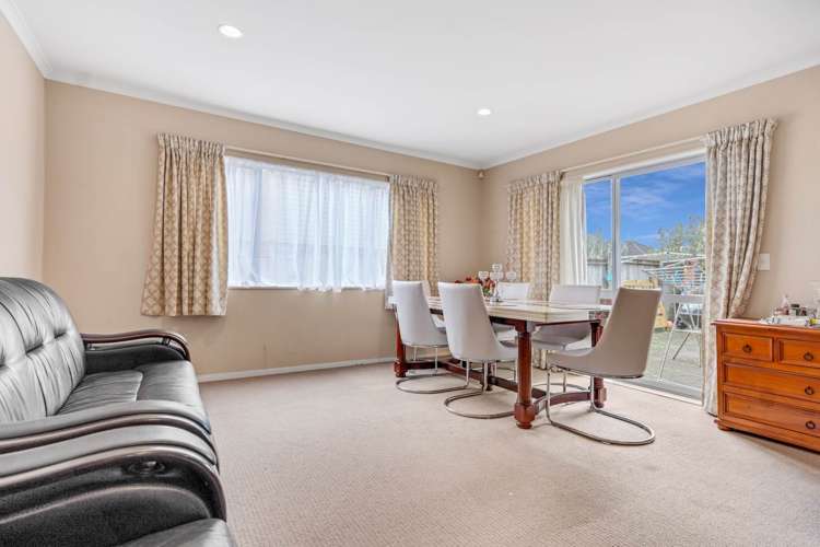 34 Salford Crescent Flat Bush_8