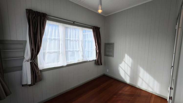 33 Taharepa Road 11201_10