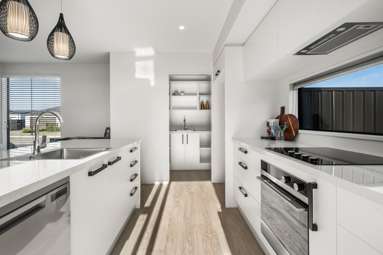 21 Ranginui Drive_4
