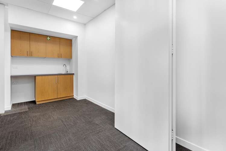 35B Leslie Hills Drive Riccarton_4