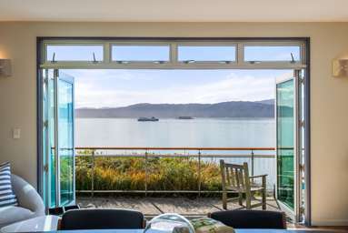 365 Karaka Bay Road_3