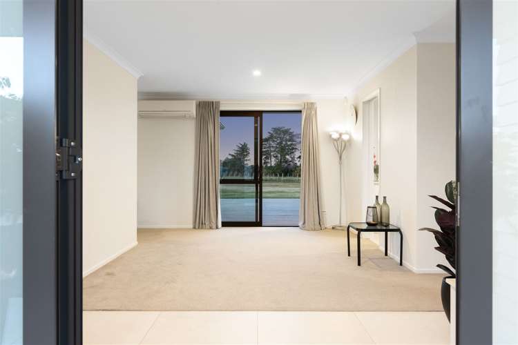 1 Three Oaks Drive Dairy Flat_2