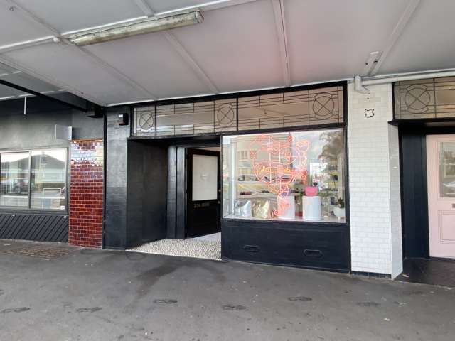 Jervois Road retail space