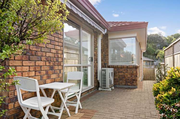 27 Red Hibiscus Road Stanmore Bay_19