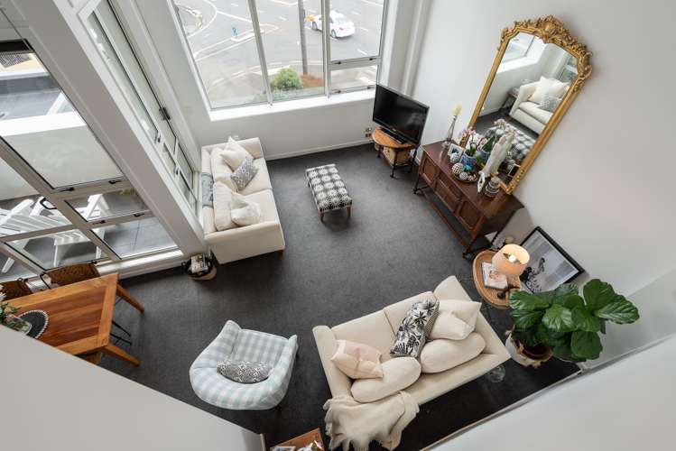 109/107 Thorndon Quay Pipitea_9