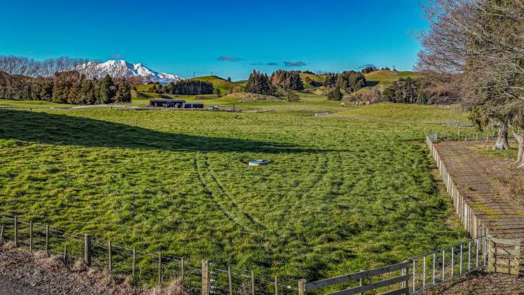 2/189 Smiths Road Ohakune_4