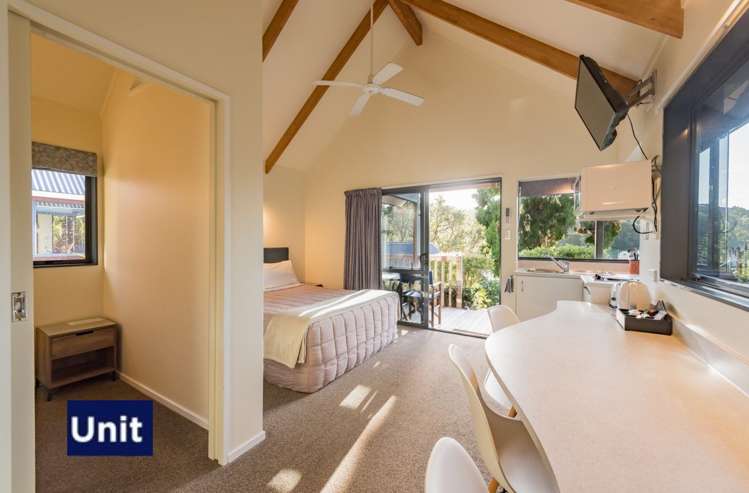 Units 6,10 and 11 at 32-34a School Road Paihia_15