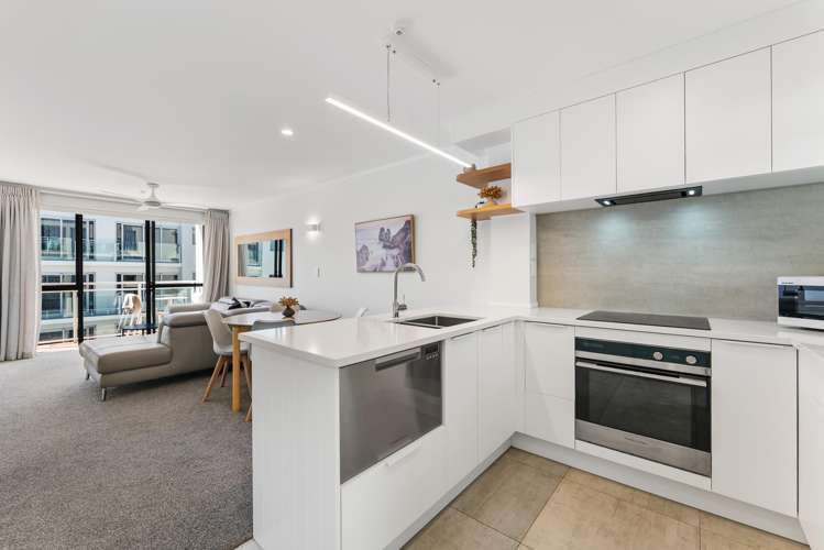 408/23 Maunganui Road_4